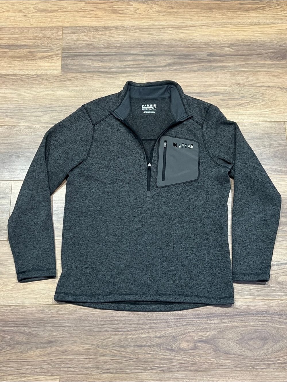 Kuiu Base Camp Quarter Zip Pullover in Dark Gray Size XL